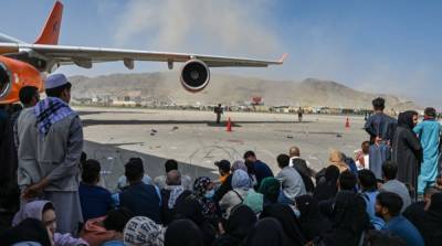 Более 10 тысяч человек ждут эвакуации из Афганистана
