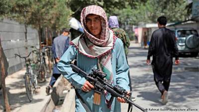 «Талибан» запретил вывозить из Афганистана доллары