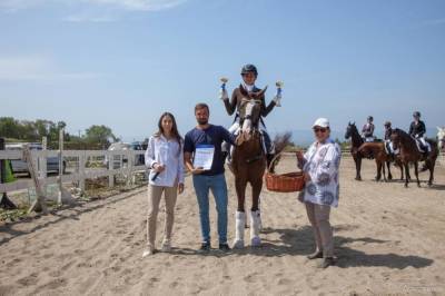 В Южно-Сахалинске провели соревнования по конному спорту