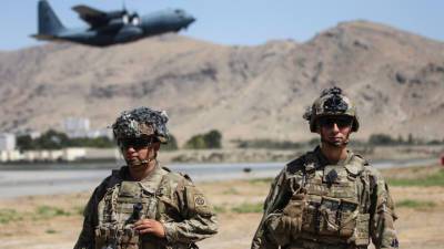 ЦРУ уже тайно вывозит американцев из Афганистана