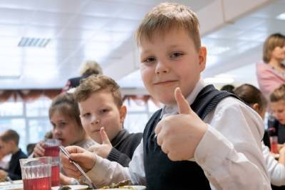 В Ярославле увеличат сумму на питание школьников