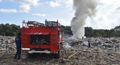 Причиной пожара на свалке в Шумерле могла быть не жара: спустя неделю выдвинута новая версия