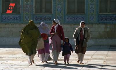 Талибы* запретили женщинам в Афганистане выходить из дома