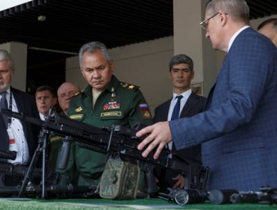 Шойгу поручил ускорить госиспытания перспективного стрелкового оружия для ВКС России