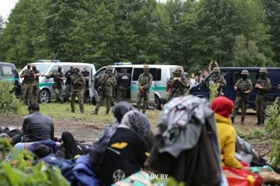 ОНН требует от Польши и Латвии помочь мигрантам на границе с Белоруссией