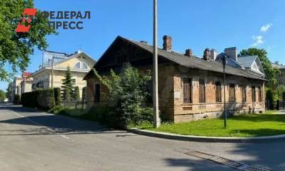 Старинную кузницу Смирнова в Пскове, где хотели открыть музей, выставили на продажу