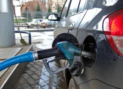 Завтра бензин подешевеет на 1,15 грн – Минэкономики снижает цену по формуле «Роттердам+»