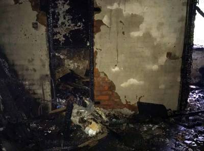 В Смоленской области в заброшенной квартире сгорел человек