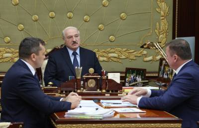 Лукашенко принял с докладом председателя «Белгоспищепрома»