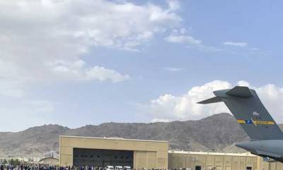 Четыре авто, начиненные взрывчаткой: разведчики раскрыли детали возможной атаки в аэропорту Кабула
