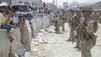 Ситуация в Афганистане: кто устроил хаос в аэропорту Кабула и когда наступит мир