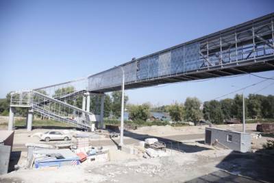 Стал известен срок сдачи пешеходного моста у станции метро «Спортивная»