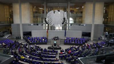 Выборы в Германии: ХДС/ХСС сдает позиции