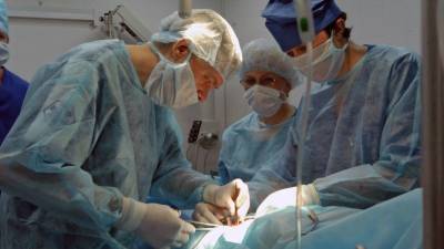 Глава клиники назвал причину гибели петербурженки во время рядовой ринопластики