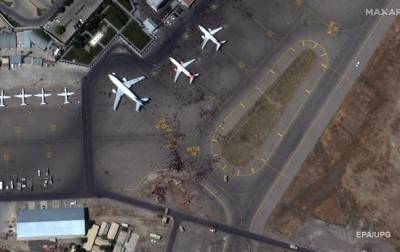 СМИ сообщили об обстреле итальянского самолета в Кабуле