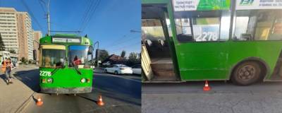 В Новосибирске из троллейбуса выпал и попал под колесо пятилетний мальчик