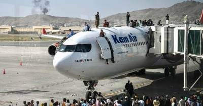 У ворот аэропорта в Кабуле прогремел взрыв, есть погибшие