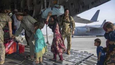 Пентагон подтвердил гибель американцев при взрыве в аэропорту Кабула
