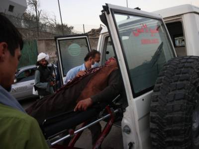 Взрыв в Кабуле: Талибан осудил взрыв возле аэропорта