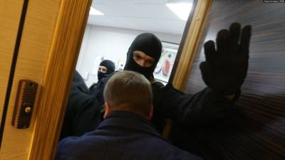 В Петербурге у соратницы Навального Ирины Фатьяновой идёт обыск