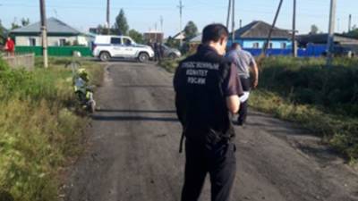 Косивший траву трактор насмерть задавил ребенка под Новосибирском