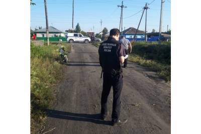 Косивший траву трактор насмерть задавил трехлетнего ребенка под Новосибирском