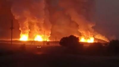 В Казахстане взорвались склады боеприпасов: погибли военные, десятки раненых