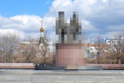 Арбитражный суд вновь отказался взыскивать с коммерсантов деньги за фото памятника Татищеву и де Геннину