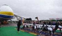 Василий Вирастюк - Украинские силачи установили мировой рекорд, протащив крупнейший в мире самолет - vlasti.net - Украина - Киев