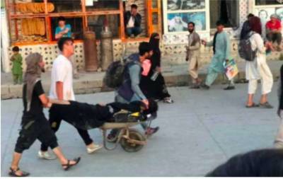 Количество жертв теракта в столице Афганистана превысило 100 человек