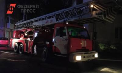 Что известно о ночном пожаре в доме на Мичурина в Екатеринбурге: главное