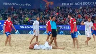 Российская команда вышла в полуфинал Чемпионата мира по пляжному футболу