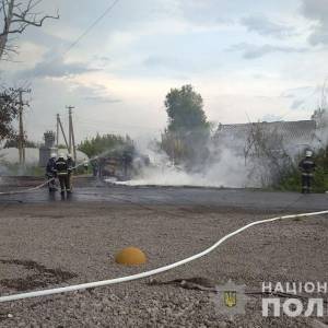 В Запорожской области после ДТП загорелся бензовоз. Фото. Видео