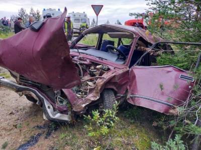 В Усть-Куломском районе водитель ВАЗ-2104 вылетел в кювет