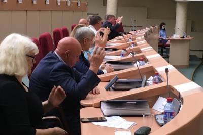 Некоторые депутаты не стали голосовать за объединение Саратова и нескольких муниципальных образований