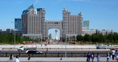 Министр обороны Казахстана подает в отставку из-за взрывов на военном складе