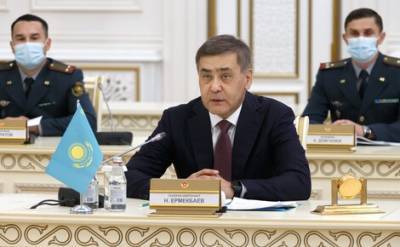 Глава Минобороны Казахстана сообщил о готовности уйти в отставку из-за взрывов на складе боеприпасов на юге страны