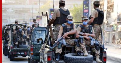 СМИ: в Пакистане открыли огонь по пытавшимся попасть в страну афганцам
