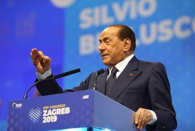 Итальянский мультимиллиардер Берлускони госпитализирован после перенесенного коронавируса