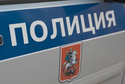 На северо-западе Москвы женщину обстреляли из соседней квартиры