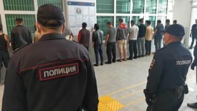 Видео: 20 мигрантов устроили бойню в московском хостеле