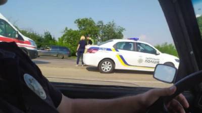 Полицейские попали в аварию на служебном авто под Одессой: "перевозили заключенного