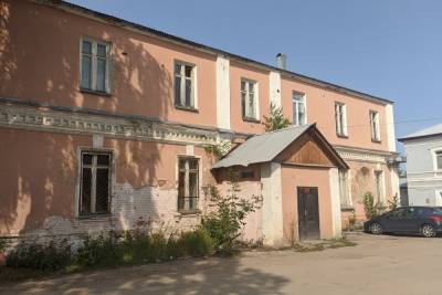В Рязани епархия просит передать в собственность здание бывшей богадельни Попова