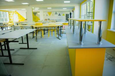 В Мурманске завершается ремонт в столовой гимназии №8