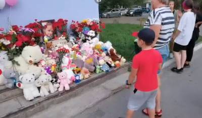 Все игрушки с мемориала Насти Муравьевой раздадут детям на Лесобазе в Тюмени