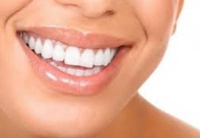 Названы витамины для сохранения здоровья зубов