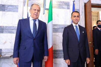 Лавров: Россия рассчитывает на упрощение режима взаимных поездок с Италией
