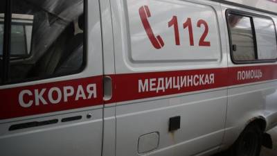 Момент наезда иномарки на женщину в центре Москвы попал на видео