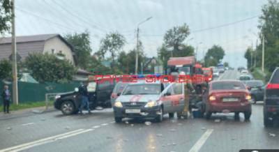 В Смоленске почти одновременно случилось два ДТП с пострадавшими