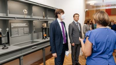 Министр Просвещения РФ посетил Музей Учителя в Мининском университете